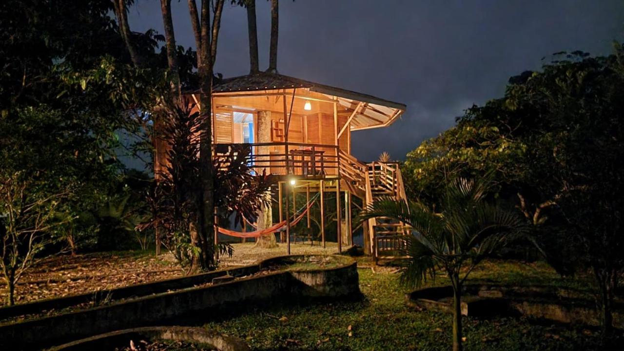 Hostal Suna Vito Puerto Asís エクステリア 写真