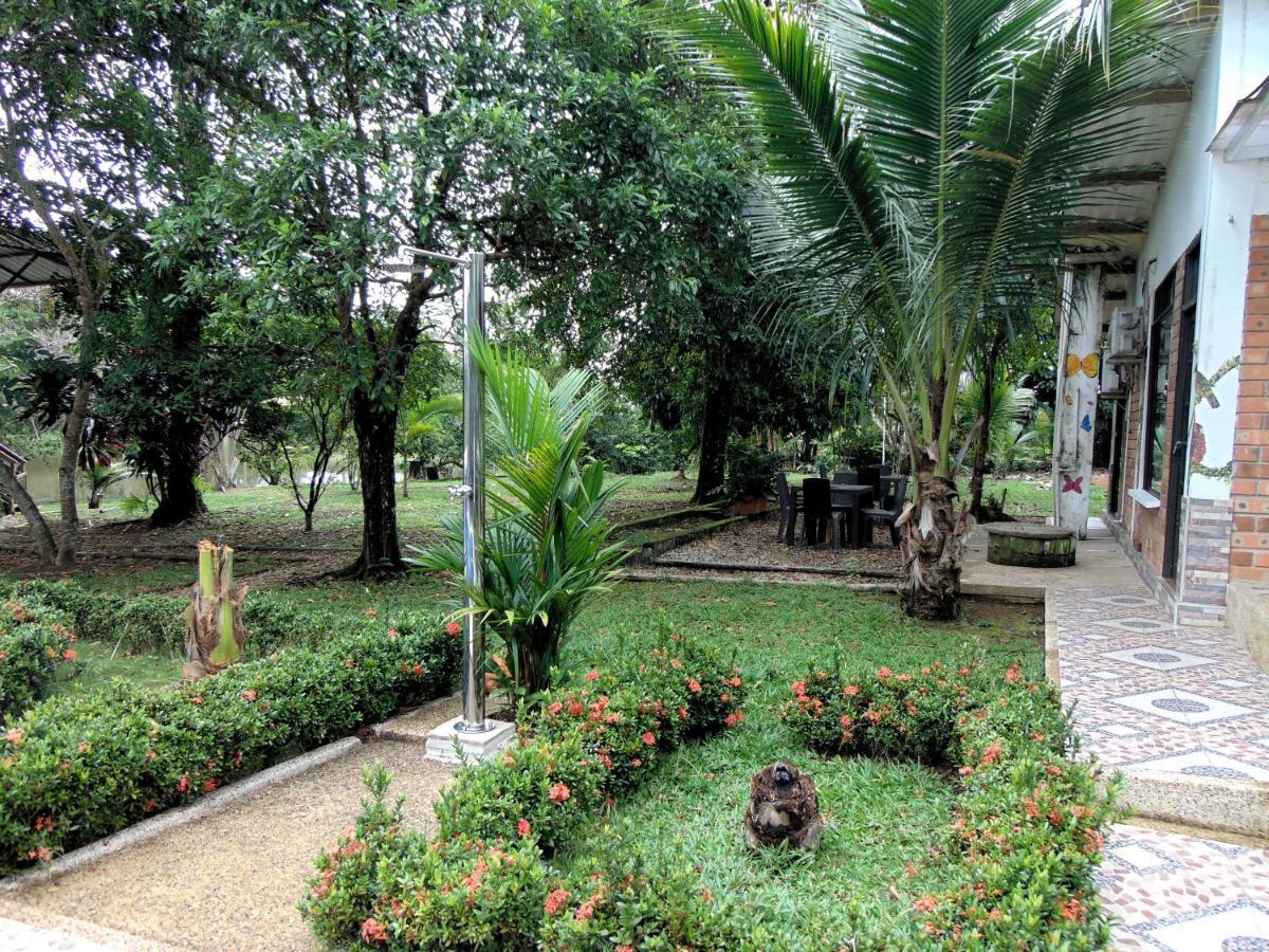 Hostal Suna Vito Puerto Asís エクステリア 写真